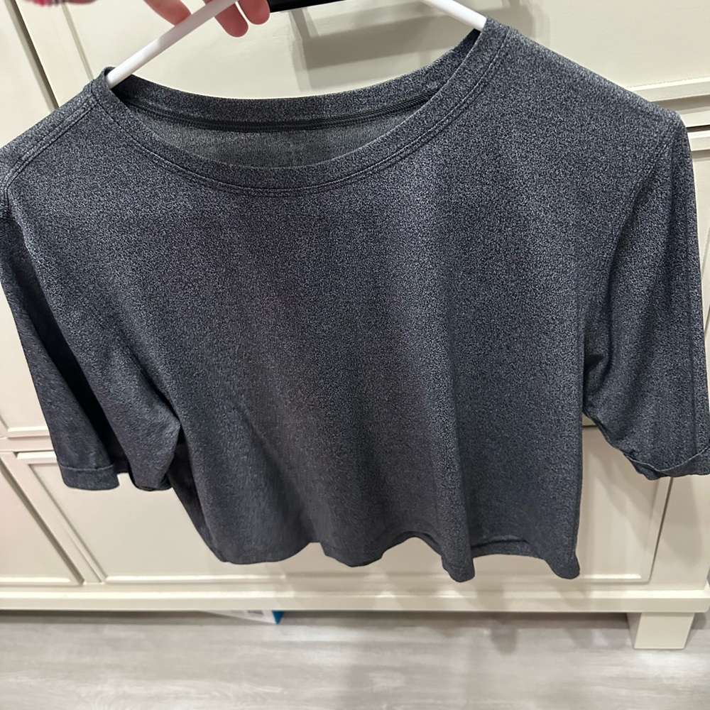 Retired lululemon top